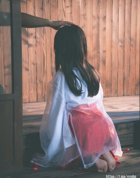 女大学生的沙龙室hd_剧情片手机在线观看